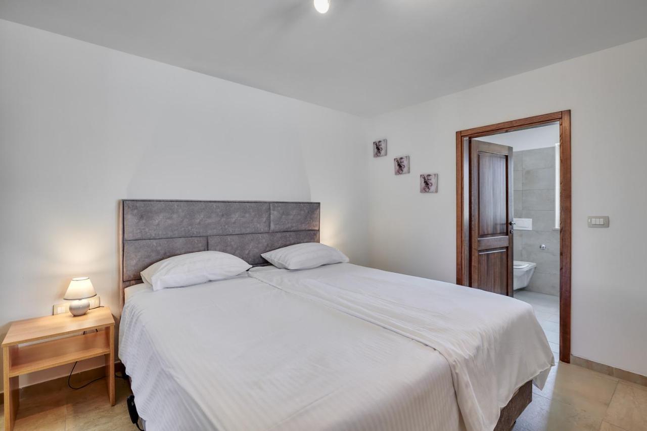 Vila Relax House Surrounded By Olives And Vineyard Stifanići Exteriér fotografie