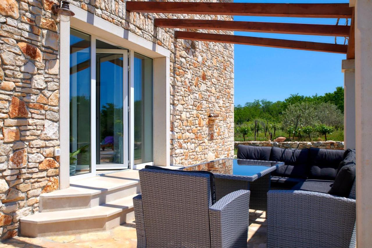 Vila Relax House Surrounded By Olives And Vineyard Stifanići Exteriér fotografie