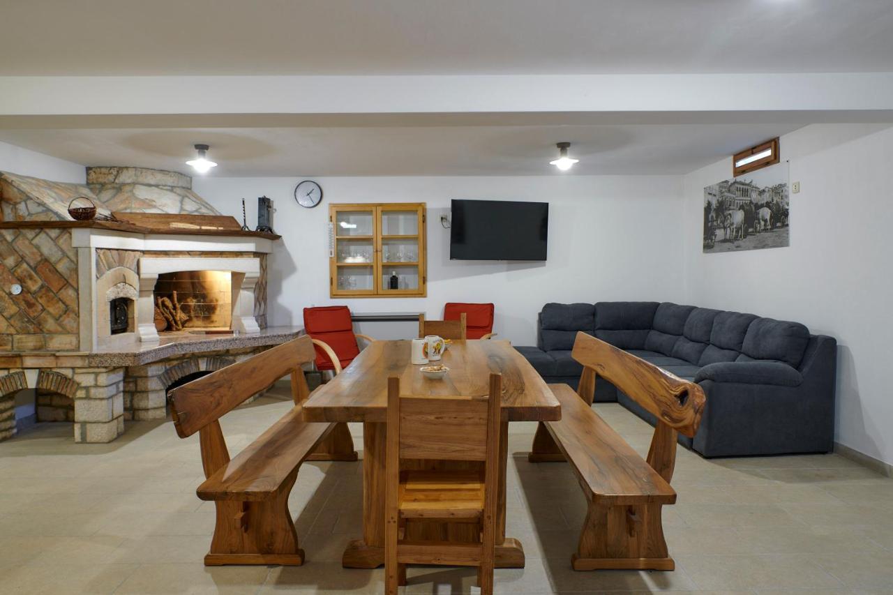 Vila Relax House Surrounded By Olives And Vineyard Stifanići Exteriér fotografie