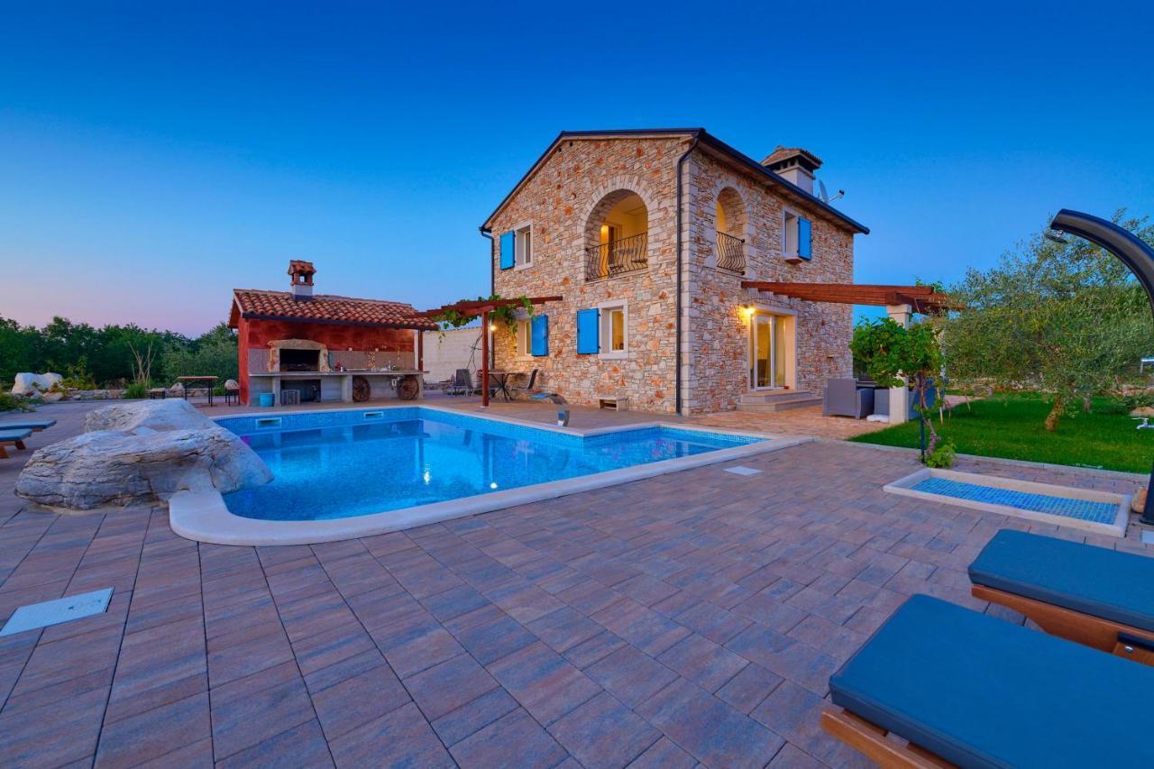 Vila Relax House Surrounded By Olives And Vineyard Stifanići Exteriér fotografie