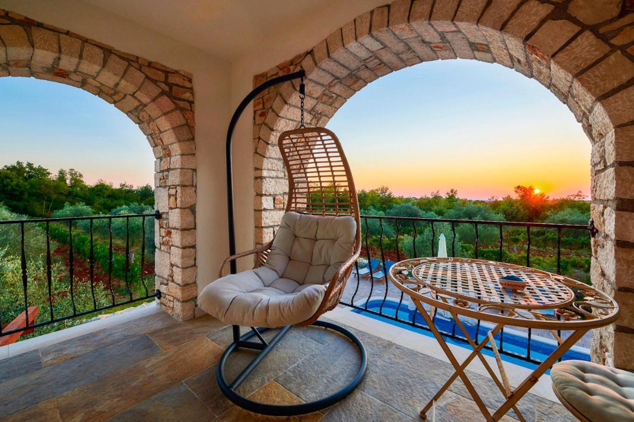 Vila Relax House Surrounded By Olives And Vineyard Stifanići Exteriér fotografie